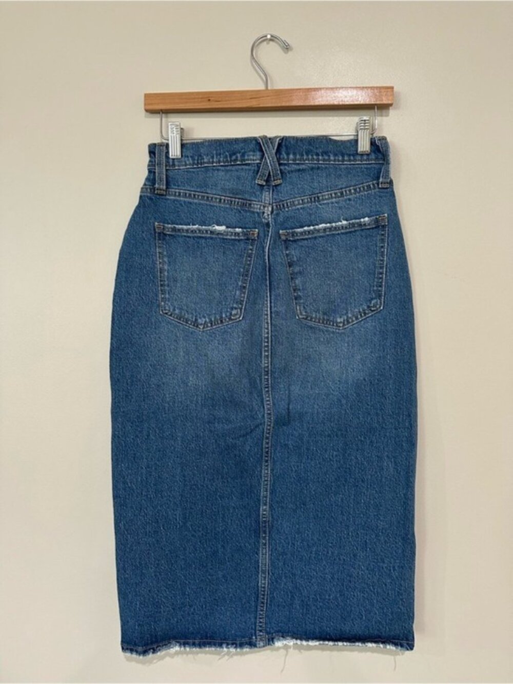 Universal Thread Denim Midi Skirt Size 2 High Rise Front Slit Raw Hem Distressed - Picture 4 of 12